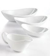 This multi-purpose serving bowl does it all, transitioning smoothly from the oven or microwave and into the dishwasher in timeless white porcelain. An elliptical shape presents any and every recipe with modern grace. From The Cellar's collection of serveware and serving dishes.