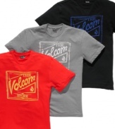 Stamp of approval. Volcom marks this tee for surefire weekend style.