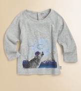 A sophisticated wolf howls at the cool and colorful landscape in this must-have cotton tee.CrewneckBack snap closureLong sleevesOrganic cottonMachine washImported