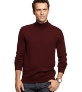 Get solid style and the perfect layering piece with this merino-wool blend Club Room sweater.