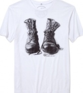 Time to give your old tee style the boot. This graphic t-shirt from 3rd & Army is exactly what you need to stay in lock-step with cool summer style.