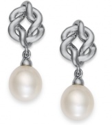 A fresh take on a classic style: a single cultured freshwater pearl (9-9-1/2 mm) shines on these stunning Fresh by Honora knot earrings. Set in sterling silver. Approximate drop: 1/2 inch.