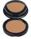 This soft matte, silky-smooth bronzer instantly gives skin the look of a natural tan. Bobbi suggests using Bronzing Powder year round to get a sun-kissed look. For best application, Bobbi recommends the Bronzer Brush (sold separately). Available in multiple shades for a wide range of complexions. 