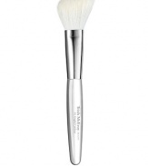 Trish's Brush 65 Angled Contour is diagonally shaped to expertly place and blend color on the contours of the face for effortless sculpting power. Handcrafted for exquisite quality and durability and precision-cut for technically perfect results.