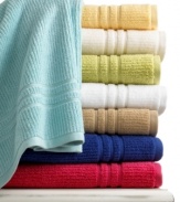 Ringspun cotton lends a luxuriously soft hand to this Quick Dry hand towel from Martha Stewart Collection, featuring a special design that leads to faster evaporation of water so towels are always soft and dry when you need them. Choose from a rainbow of different hues.