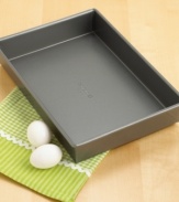 Nothing beats a yummy homemade cake for that special occasion. This rectangular cake pan features include nonstick interiors and exteriors for easy cleaning, no-hassle food release and optimum baking performance. Reinforced nonstick surface also offers long-lasting durability. Lifetime warranty.