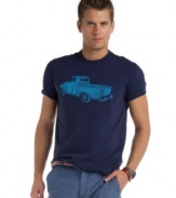 Visual aid. Rev up your casual weekend wardrobe with this graphic tee from Izod.