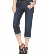 Welcome spring in this look from DKNY Jeans, featuring a cuffed, cropped leg and a super-versatile wash!