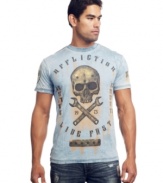 Get the edge. This skull-printed t-shirt from Affliction gives your casual look a dose of rebel style.