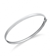 Subtle, yet stylish. Giani Bernini's bangle, set in sterling silver, represents a look that's both classic and contemporary with an elegant touch. Approximate diameter: 2-1/2 inches.