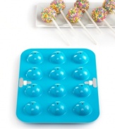 Popping up everywhere! Join in on the fun with this 2-piece baking pan-simply fill one side of the nonstick-coated aluminum pan with batter and as the cakes cook, they will rise to fill the other half of the pan for a dozen perfectly rounded, bite-sized treats. Including 24 cake pop sticks, this set makes it easy to prep, decorate and present this chic and unexpected party addition. 10-year warranty.