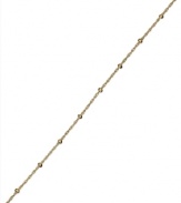 Add a touch of luxury with a simple chain. Giani Bernini's Singapore bracelet is crafted in 24k gold over sterling silver. Approximate length: 9 inches.