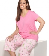 Refresh your PJ collection with this adorable set featuring a fun print pant and comfy tee. This cropped style by HUE is ideal for all seasons.