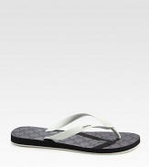 Rubber thong sandal with logo detail.Rubber soleMade in Italy