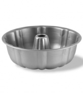 Get ready for a treat! Crafted with a heavy-gauge steel core that heats evenly & quickly, this bundt form pan makes dessert easy and delicious every time. Two interlocking layers of professional nonstick guarantee a gentle release for eye-catching, compliment-getting presentation. Lifetime warranty.