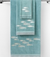 There are plenty of fish in the sea. Swim into a serene beach haven with this Nantucket fingertip towel, featuring enchanting silver fish on a cool blue backdrop for a soothing presentation.