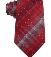 Pinpoint your statement style with this patterned tie from Kenneth Cole Reaction.