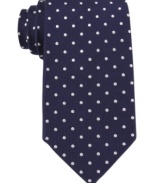 Pinpoint the statement you want to make with this dotted silk tie from Tommy Hilfiger.