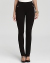 The cornerstone to any urban uniform, these Calvin Klein leggings flaunt sleek zip pockets for downtown edge.