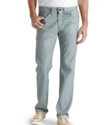 Look hot in a cool blue-gray wash. Comfort and style combine for a dynamic downtown look in these 513 slim fit jeans from Levi's.