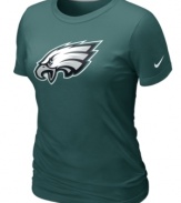 Team player. Show support for your favorite football team in this Philadelphia Eagles NFL t-shirt from Nike.