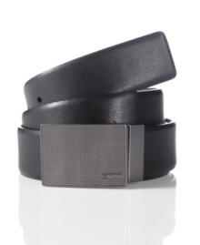 One's all you'll need. This reversible belt from Calvin Klein easily adapts to any outfit.