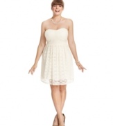 Take home the crown in Love Squared's plus size strapless dress, crafted from on-trend lace.