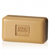 This gentle cleansing bar cleans without over-drying and nourishes with rich plant oils for smooth, supple skin. Cleans without stripping natural oilsBoosts cell renewal and pH balanceSoftens the skin with safflower seed oilMade in USA