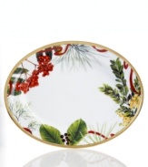 A new holiday classic, the Holly Berry platter features filigree-patterned gold and beautiful Christmas botanicals in elegant white porcelain. Complements Grand Buffet Classic Gold and Red Rim dinnerware.