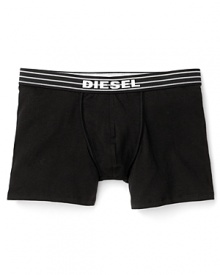 Essential boxer briefs with a logo and elastic waistband.