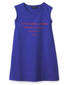 A sporty, versatile sleeveless tee from Little Marc Jacobs pairs well with shorts, skirts or jeans and features contrast branding in the front.