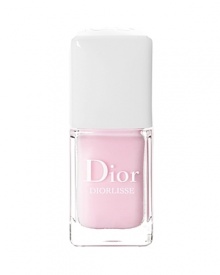 A nail care product as well as a fast-acting polish, Diorlisse is formulated to create an exceptionally smooth surface and erase imperfections. Leaves nails flawless and strengthened