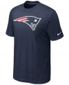 Go big! Display your love for the New England Patriots loud and proud in this oversized-logo t-shirt from Nike.