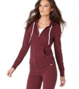 Get active in this soft hoodie from Nike. Sueded jersey cotton offers snuggly comfort and gym-ready style.