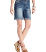 A perfectly-faded blue wash and cuffed hems make Style&co.'s jean shorts a perfect choice for the warm weather ahead!