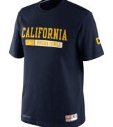 Be a part of the wave-help keep team spirit up with this California Golden Bears NCAA basketball t-shirt from Nike.