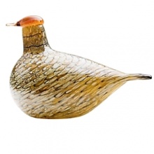 Oiva Toikka has designed Birds for Iittala since 1973, and the collection continues to grow with new introductions every year. Rich with character and personality, the Birds are for both the serious collector and those seeking distinct, modern decorative accents with just a hint of whimsy.