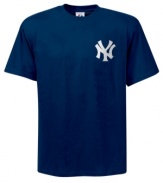 Team up! Get into the spirit of the season by supporting your New York Yankees with this MLB t-shirt from Majestic.