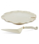 Fresh pick. The Eternal Leaf cake plate from Lenox captures the intricacies of flora in fine ivory porcelain with polished gold trim and a coordinating cake server.