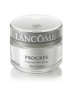 Creamy-smooth and super-concentrated, this advanced eye creme combats and minimizes the signs of aging. Rich in emollients to hydrate and smooth expression lines, this luxurious creme conditions and protects the delicate eye area to help you stay younger-looking longer.