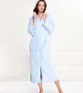 With a cute hood, supersoft body and comfy pockets, what more could you want? Zip up this fantastic robe by Charter Club and relax.