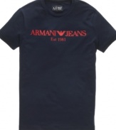 This t-shirt from Armani brings immediate style to your casual wardrobe.