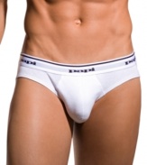 Sleek, sexy style and endless support make this low-rise brief a great choice for your everyday wardrobe.