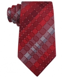 Pinpoint your statement style with this patterned tie from Kenneth Cole Reaction.