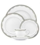 Bordered with delicate platinum flowers, the Lenox Bloomfield soup bowl brings refreshing elegance to sure-to-be memorable occasions. Timeless bone china in pure white complements just about any setting.