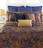 Inspired by the beautiful Indonesian island, this Lauren Ralph Lauren Indigo Bali sheet with 300-thread count cotton sateen fabric transforms your bedroom into an exotic destination.