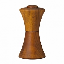 Extraordinary craftmanship and rich wood quality create these iconic Dansk serving pieces. Combination salt and pepper mill is 7 in height.