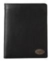 Travel the world in style with this rich leather Estate passport case from Fossil. It's perfect for holding all those must-have travel documents.