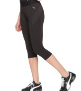 These Puma active capris feature sporty, streamlined style and practical details like a clever zipper pocket you'll love. Pair them with a fitted tee and matching sneakers for a put-together look at the gym.