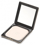 This ultra-fine pressed powder, housed in a specially designed sleek metal case, spreads delicately for an instantly beautiful finish. Treatment Lucent Powder EX creates a natural radiance and provides a satin sheen while covering dullness, spots and other skin concerns. Blends well with skin and helps foundation and makeup last longer.